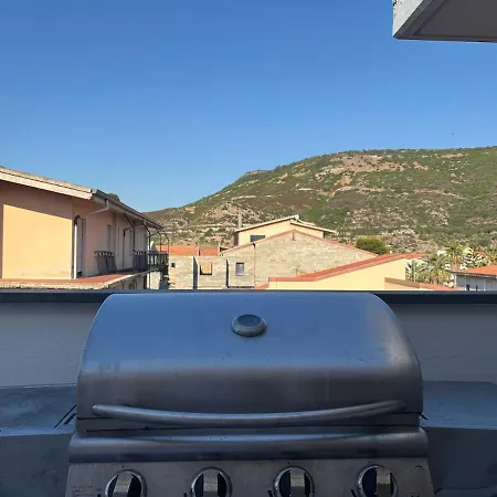 Huge Sea Terrace - Sunset Views - Terrazza Fronte Mare 2 Passi Dalla Apartman Bosa Marina
